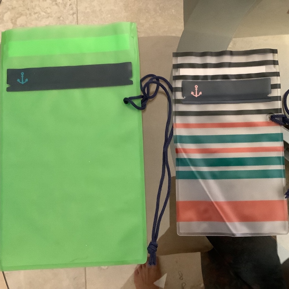 Two tote bags with straps